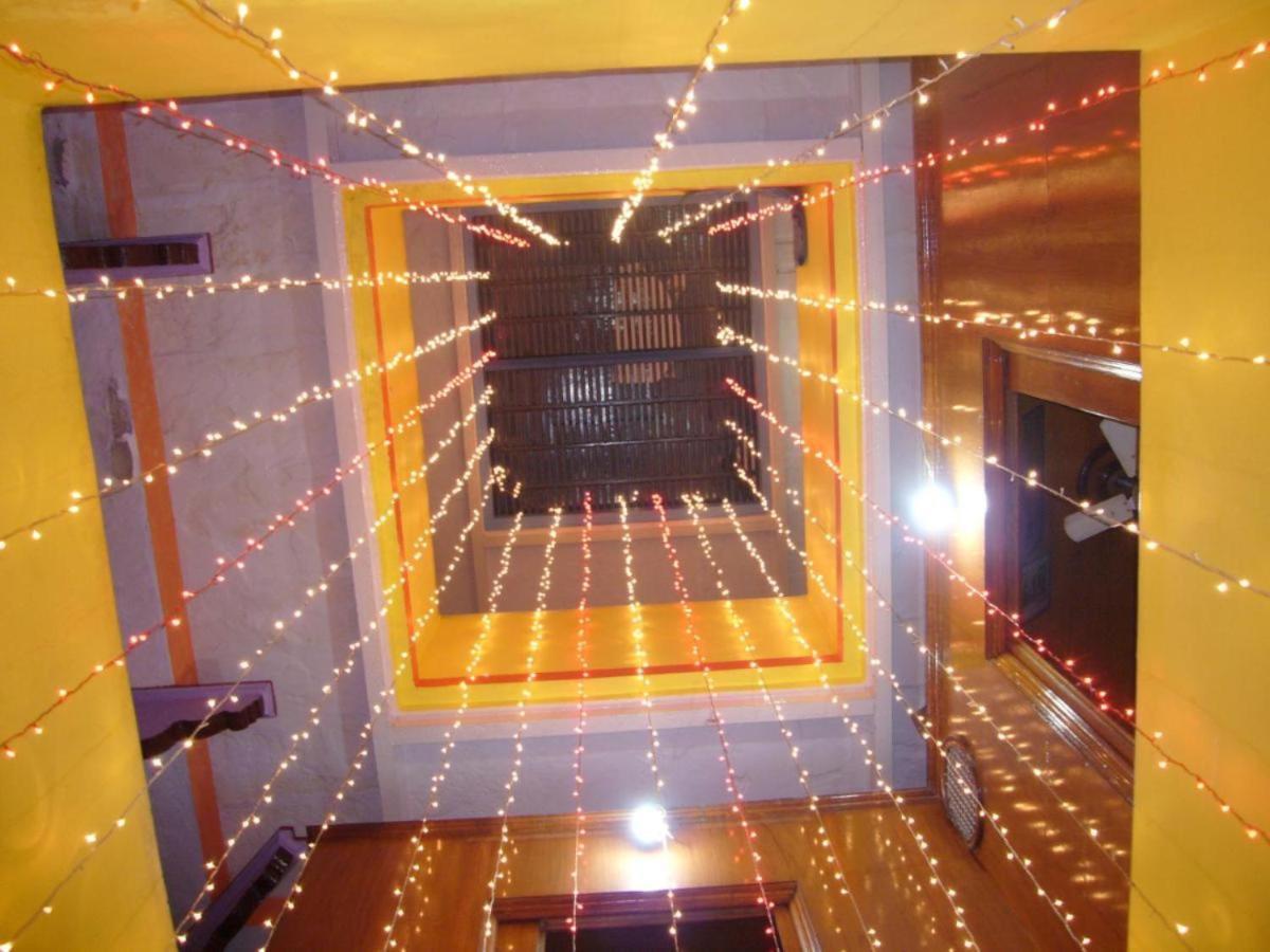 Grg Shanti Guest House Varanasi Exterior foto